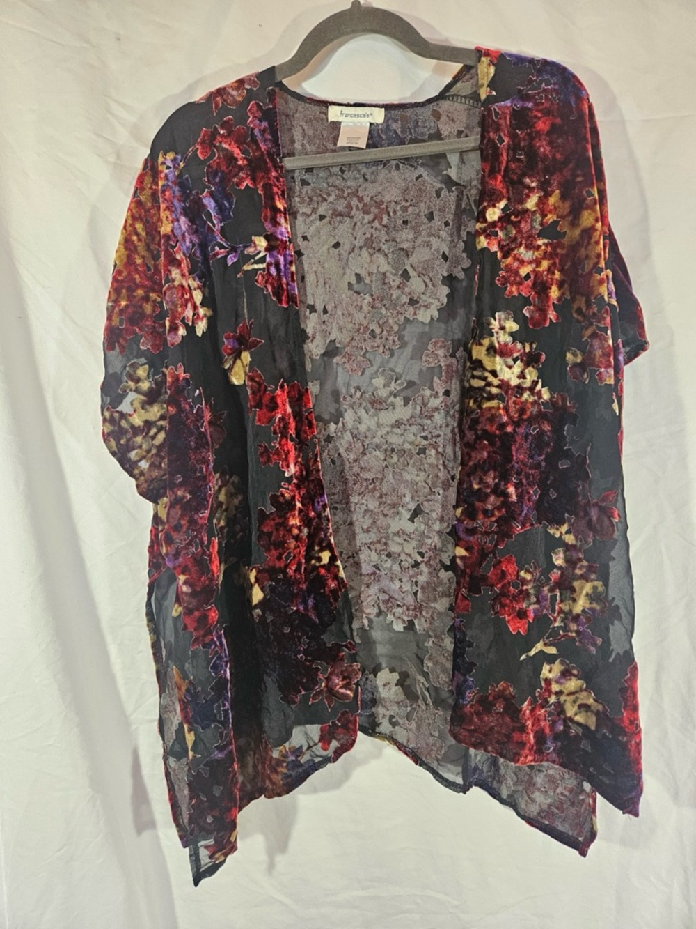Francesca's Velvet Burnout Floral Open Cardigan in Wine and Black